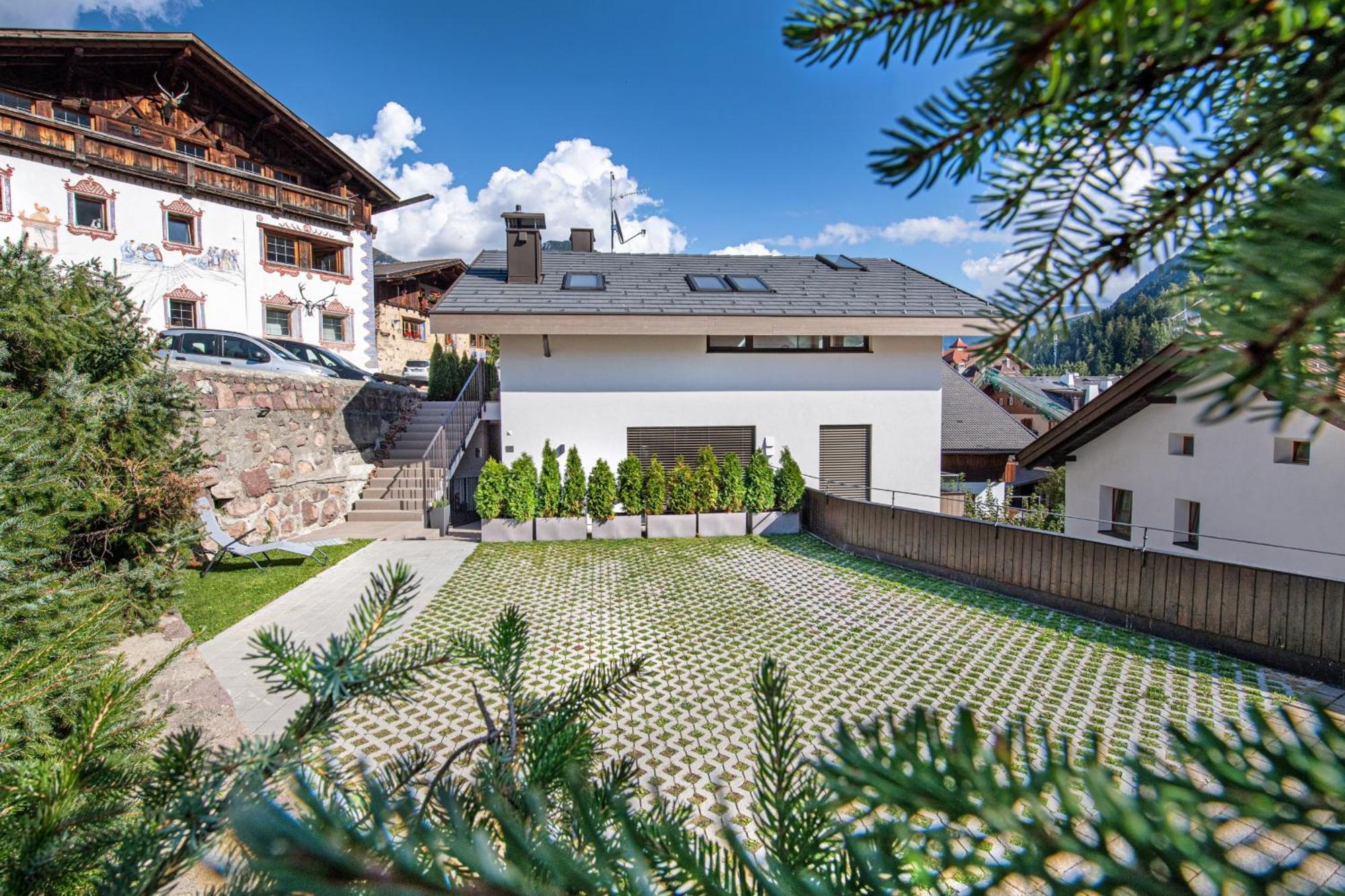 Apartments Dami Ortisei Exterior photo